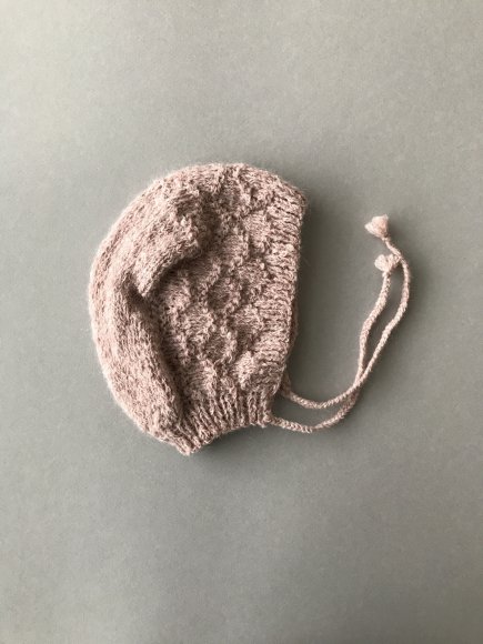 Image Béguin Vague bébé tricoté à la main en laine Mérinos et baby alpaga rose poudrée 